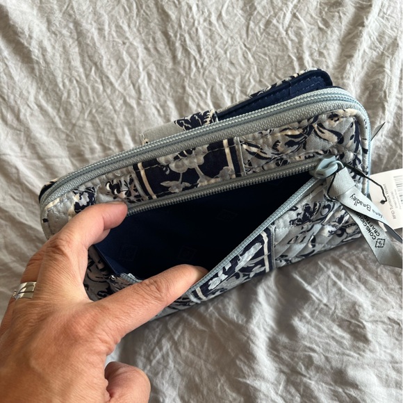 Vera Bradley RFID Turnlock Wallet - Perennials Gray - Picture 7 of 14